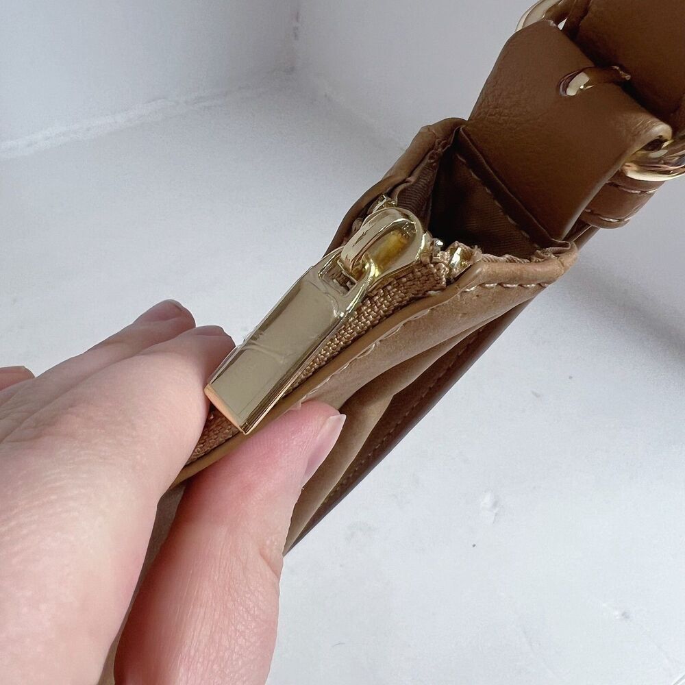 NWOT 4th and Reckless Una Faux Suede Crescent Bag in Brown Purse Handbag - Picture 9 of 11